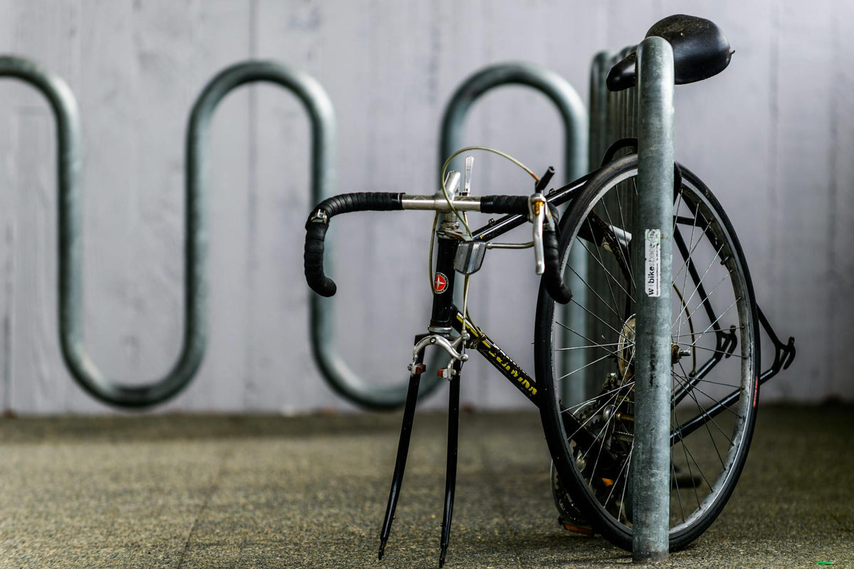 Blogbeitrag zum ThemaFahrradschloss richtig verwenden: Die 5 häufigsten Fehler