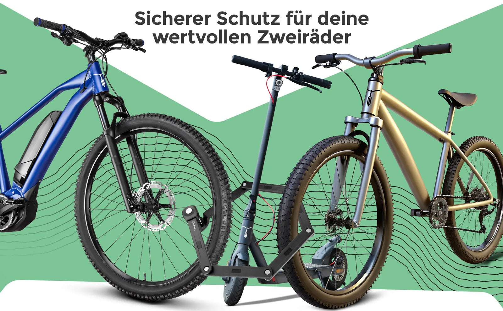 Zwei Fahrräder und ein Roller mit einem Faltschloss gesichert